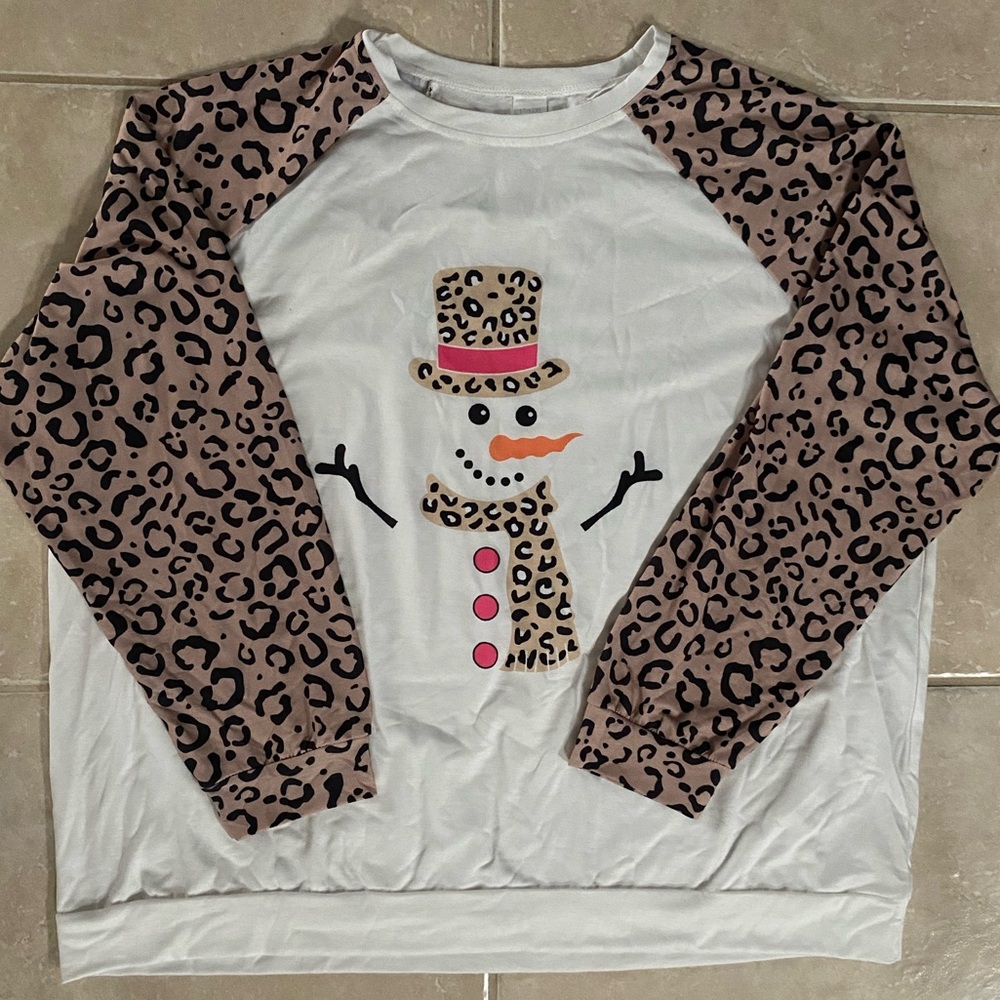 2XL lightweight snowman animal print sleeve sweatshirt